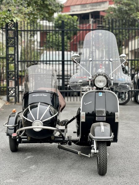Vespa sidecar càng chạy càng nghiện