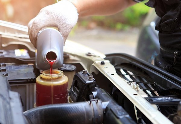 Thay dầu hộp số tự động: Chỗ này báo 4 lít, chỗ khác 8 lít, vì sao lại thế?