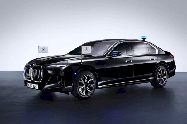 Cận cảnh BMW 7-Series và i7 bọc thép chống đạn dành cho 'yếu nhân'
