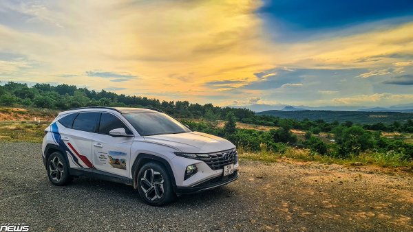 Hyundai giảm giá bán đề xuất Tucson và Santa Fe, mức giảm gần 200 triệu đồng