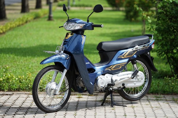 Honda Dream 2024 về Việt Nam 'hét' giá 126 triệu đồng có gì nổi bật