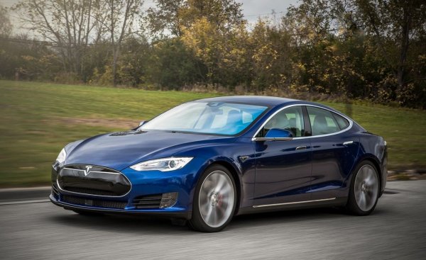 Chủ xe Tesla Model S ở Mỹ tái mặt khi nhận hóa đơn với chi phí thay pin gần 500 triệu đồng