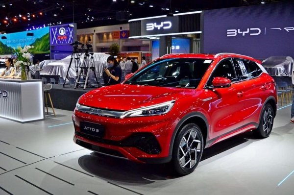 Huawei chê BYD bán chạy nhờ giá rẻ, nhà sáng lập BYD cảnh báo 'vòng loại trừ tàn bạo' với các hãng xe điện