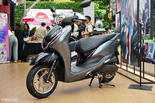 Honda Lead 125cc 2025 ra mắt, giá từ 40,29 triệu đồng