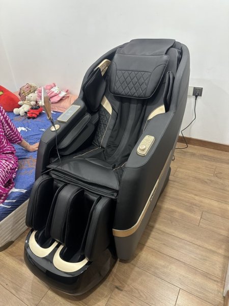 E bán ghế massage, ngon như chạy bằng cơm!}}