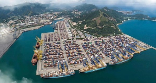 Siêu cảng Liên Chiểu khởi công: ‘Song trụ tăng trưởng’ cho Vinhomes Hải Vân Bay