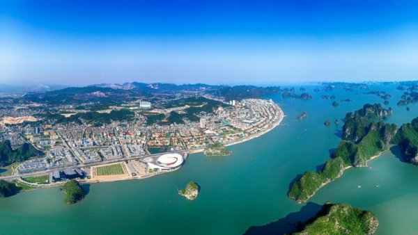 Quảng Ninh đặt mục tiêu thành "siêu đô thị" 3,8 triệu dân vào năm 2050: Hạ Long sẽ còn thay đổi rất mạnh