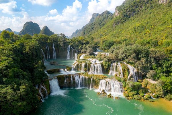 Mở cửa tham quan Trung Quốc - Thác bản Giốc sau ngày 15/9