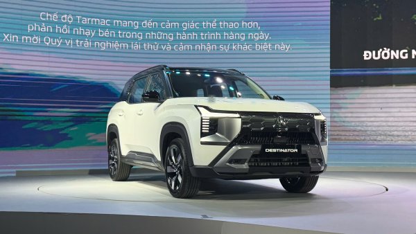 Mitsubishi Destinator 2025 'huỷ diệt' phân khúc theo cách nào ?