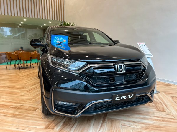 Cơ hội cuối cho Honda CR-V, Civic RS và Accord giá đẹp