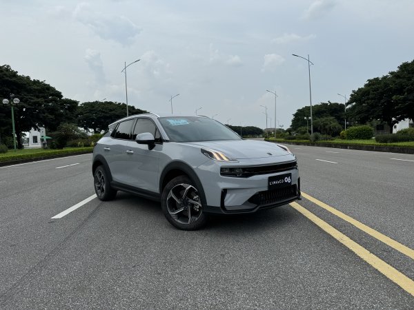 Lái thử Lynk & Co 06 cho trải nghiệm như thế nào?