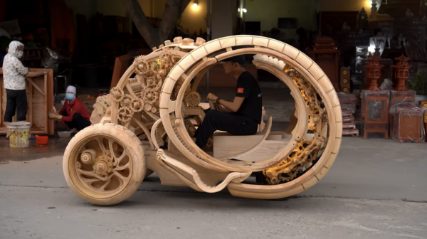 Chế xe hoàn toàn bằng gỗ dựa trên một mẫu concept