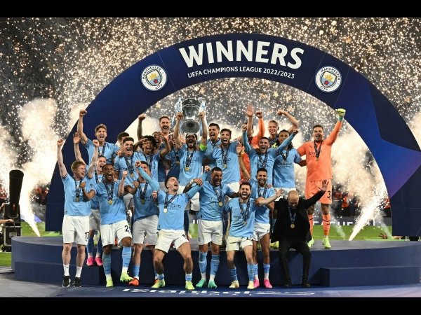Chúc mừng Manchester City lần đầu tiên vô địch UEFA Champions League