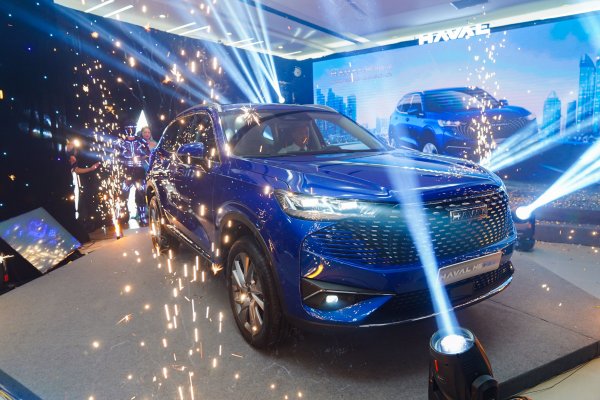 Xe SUV hạng C Haval H6 động cơ mạnh ngang ngửa SUV hạng D