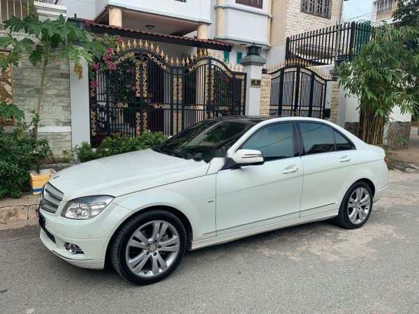 Tài chính 300 triệu thì nên mua Mercedes đời nào?