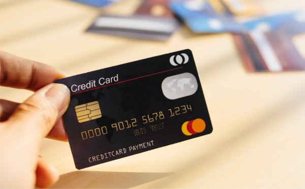 Cách tính lãi chậm trả của thẻ tín dụng