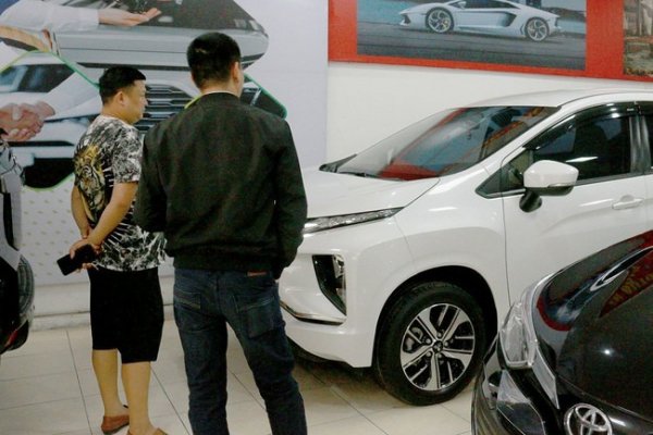 Câu chuyện đi mua xe chạy ngâu