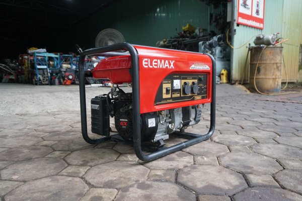 Mua máy phát điện mùa cắt điện này