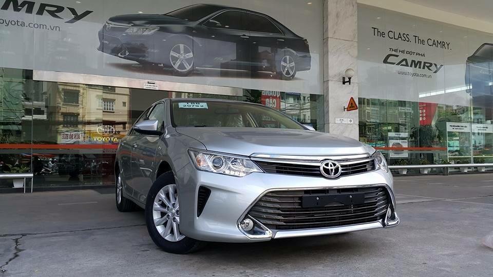 Có nên mua Toyota Camry cũ 2017 giá hơn 900 triệu đồng