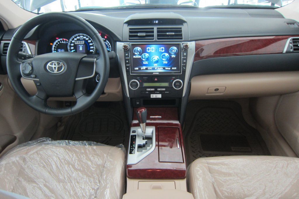 Toyota Camry 20E 2014