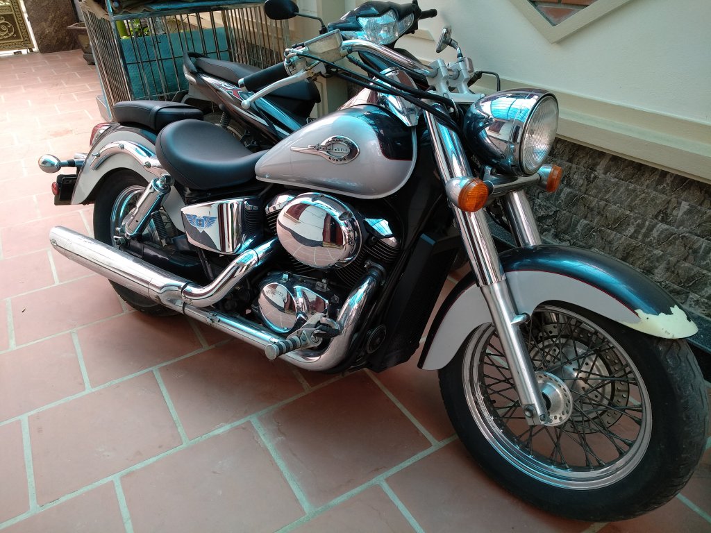 2002 Honda Shadow Slasher 400 specifications and pictures