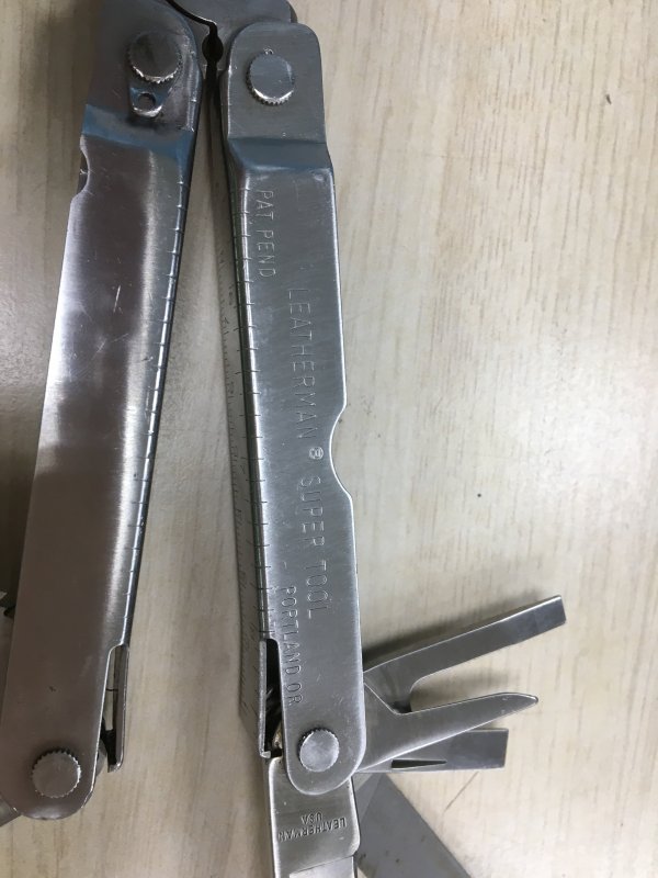 Dư dùng thanh lý Leatherman Super Tool chuyên dùng cho dân phượt - 4
