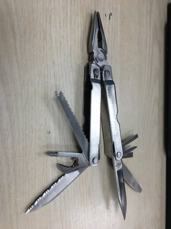Dư dùng thanh lý Leatherman Super Tool chuyên dùng cho dân phượt - 1