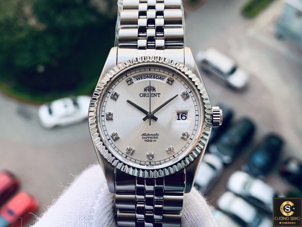 Orient oyster hotsell day date fev0j003wy