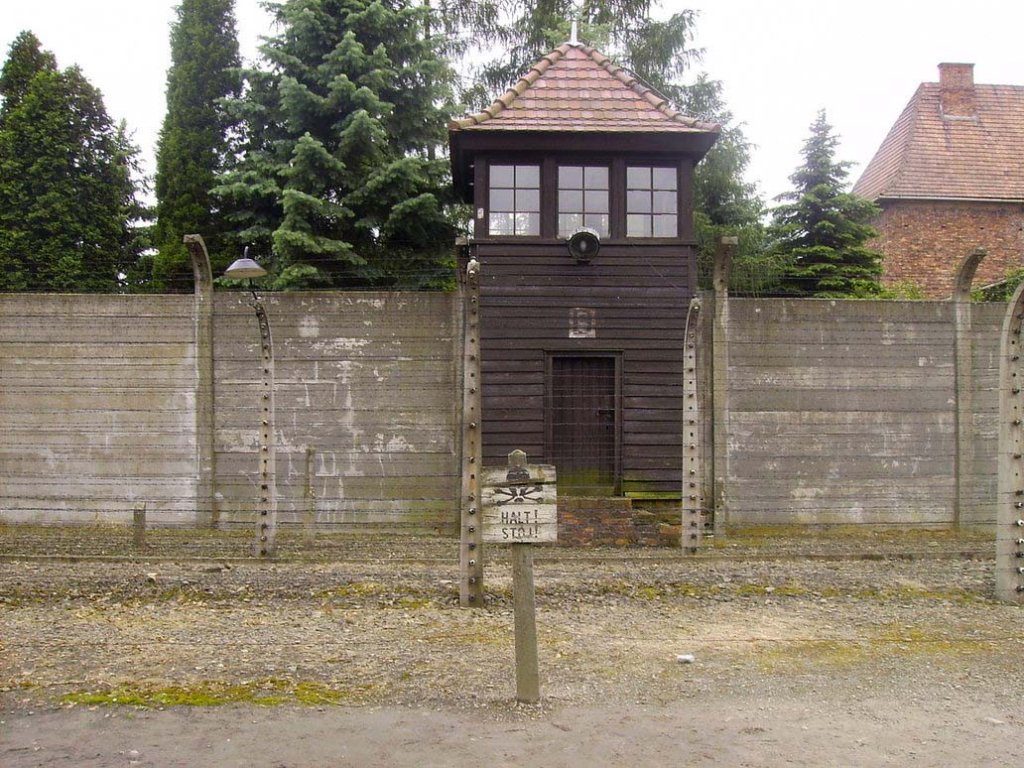 Auschwitz (46).jpg