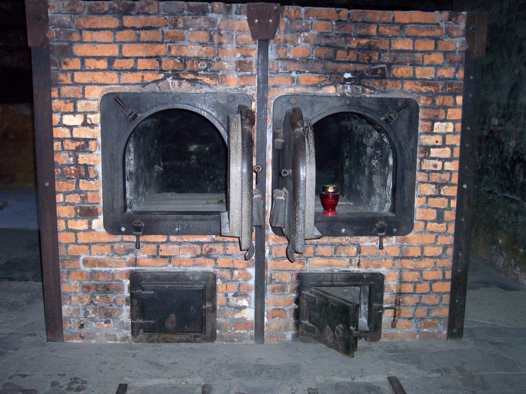 Auschwitz (49).jpg