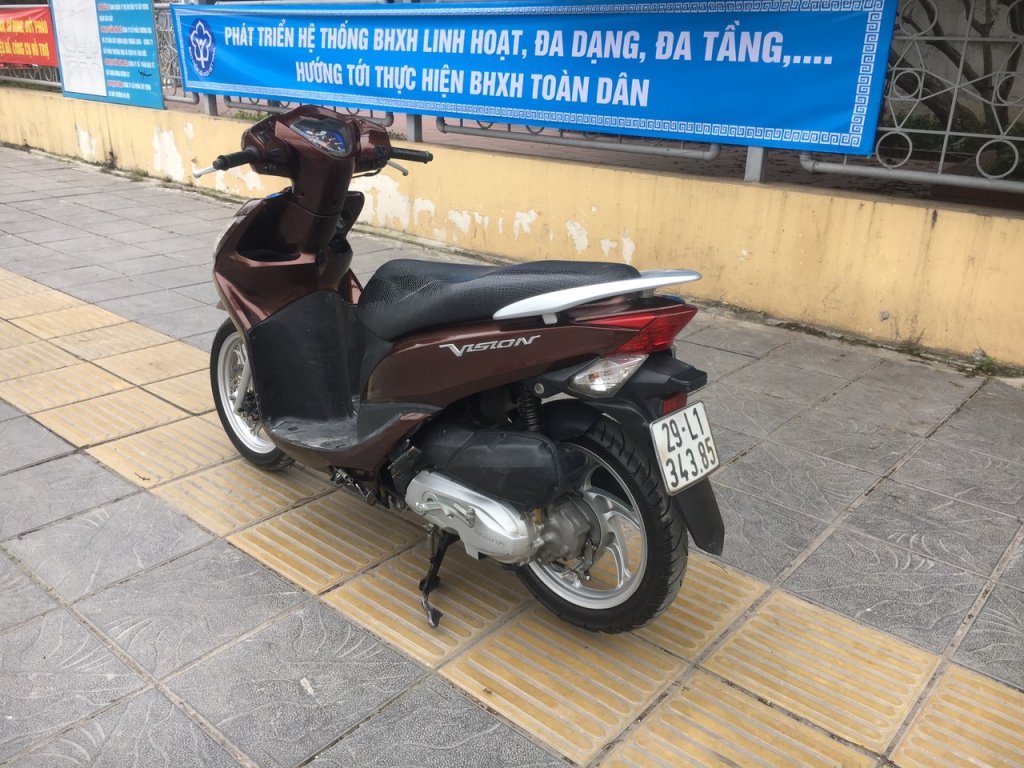 35. Honda Vission 29L1-34385 đk 2013. Giá 19,8 triệu  (4).jpg