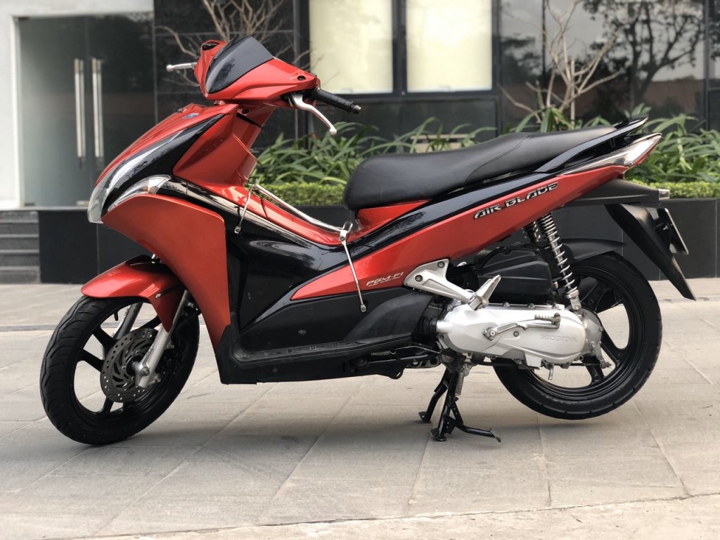 41. Honda Airblade Fi. Đăng ký 2012.. 29D1-33142. Giá 22,5 triệu (4).jpg