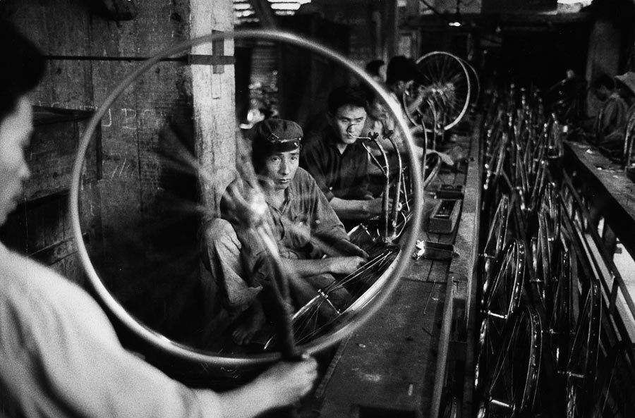 marc-riboud-vietnam-033.jpg