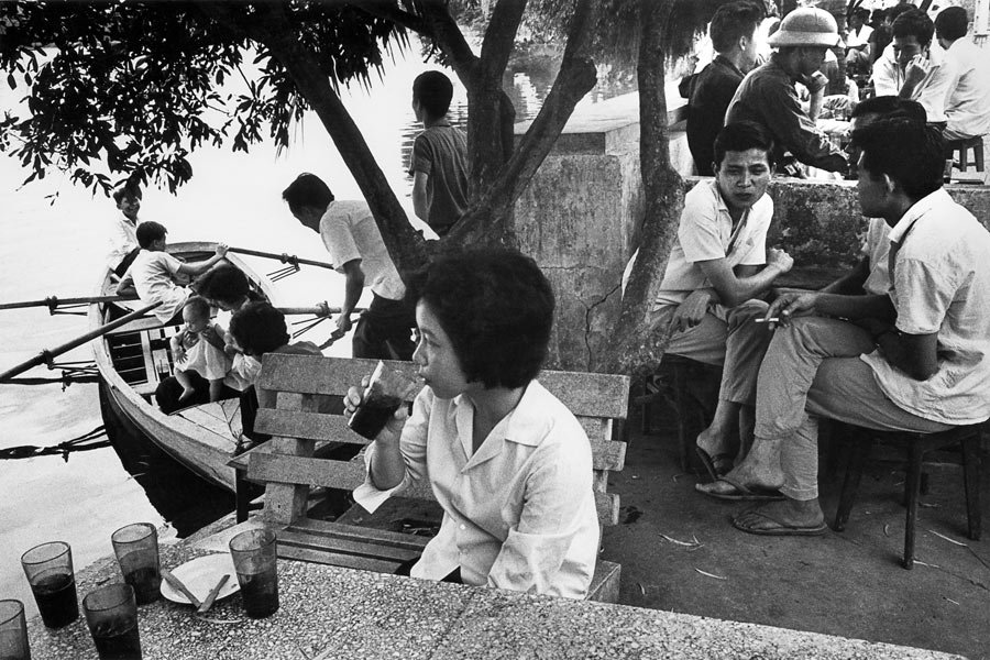 marc-riboud-vietnam-012.jpg