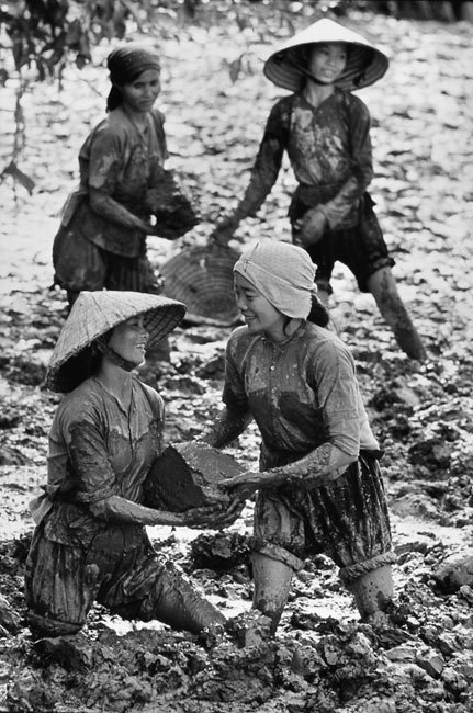 marc-riboud-vietnam-020.jpg