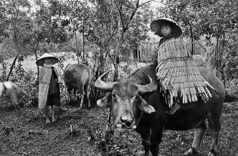 marc-riboud-vietnam-023.jpg