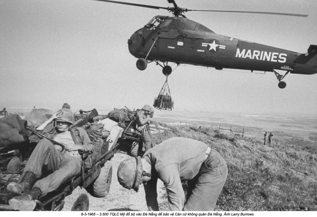 Larry Burrows (21_25).jpg