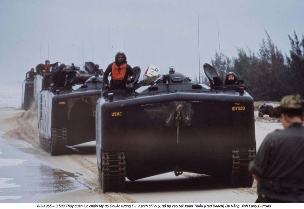 Larry Burrows (21_1) Landing .jpg