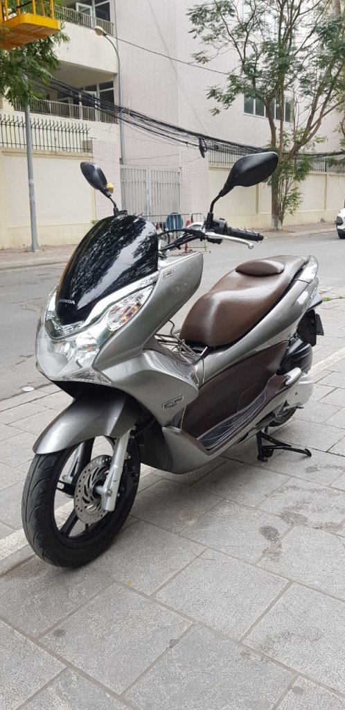 43. Honda PCX, biển 30N8-6171, giá 26,8 triệu (1).jpg