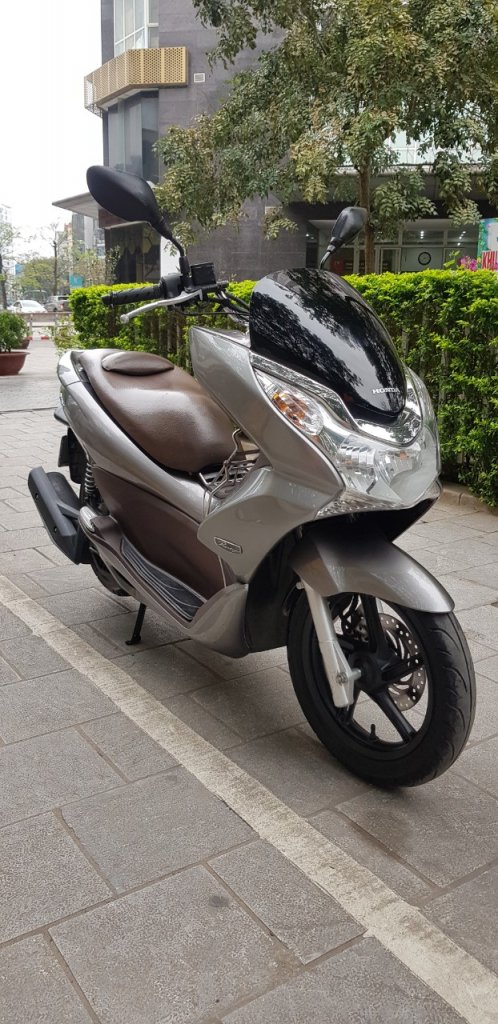 43. Honda PCX, biển 30N8-6171, giá 26,8 triệu (6).jpg