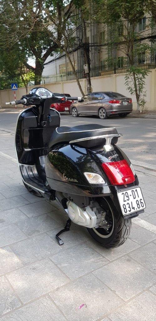 46. Piaggio Vespa GTS 2015, 29D1-83486 ( c Tuấn 27,5) giá 36,5 triệu (3).jpg