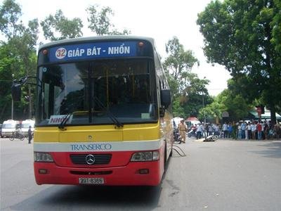 bus32.jpg