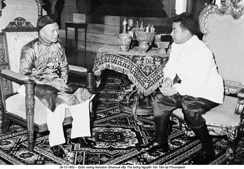 Sihanouk 1952_12_28 (1).jpg