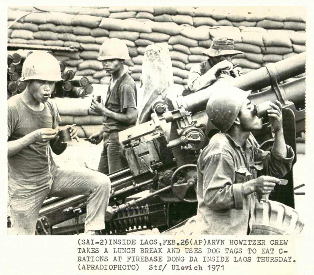 1971-arvn-gun-crew-eats-rations-at-firebase-dong-da-in-laos_6965897397_o.jpg