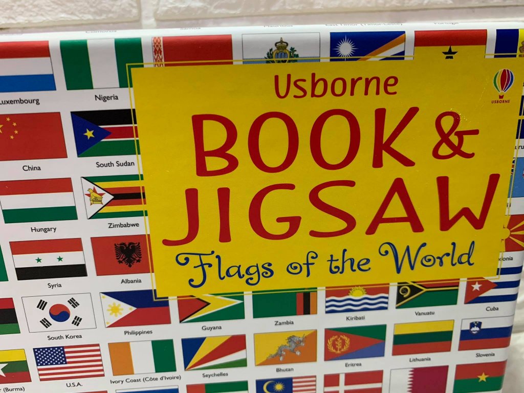 Usborne-Book-and-Jigsaw-Flags-of-the-World-1.jpg