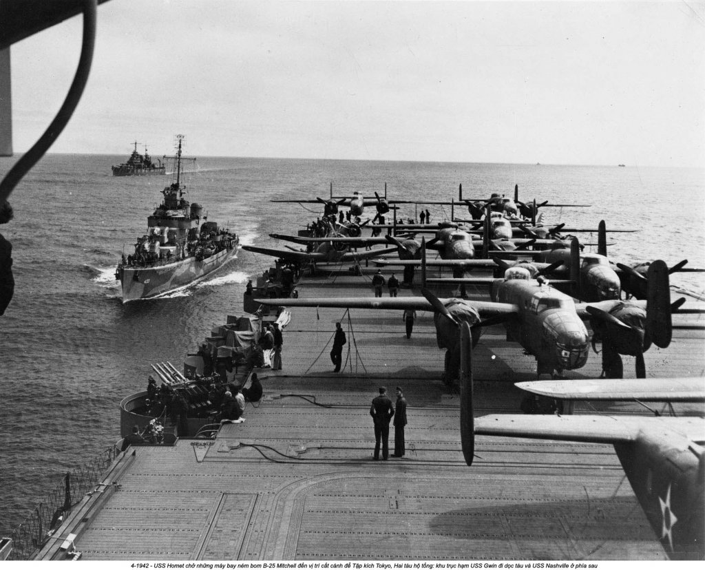 USS Hornet (1_4_2_1a).jpg