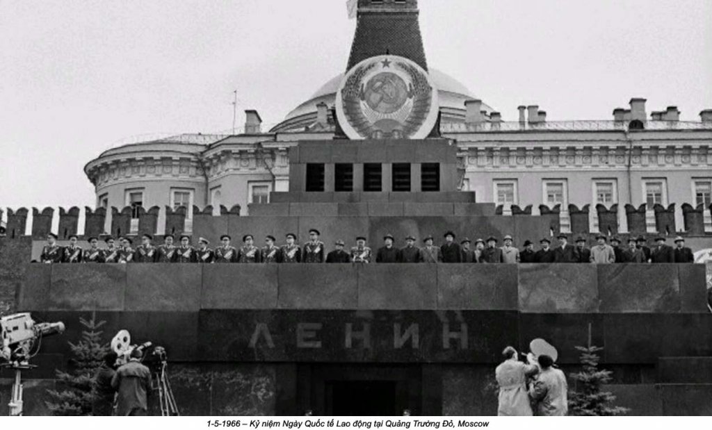 Lenin (12_15).jpg