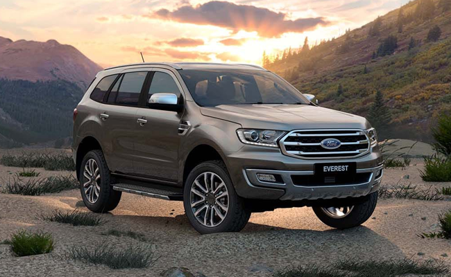 2019-Ford-Everest.png