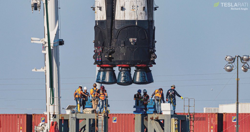 Starlink-1-Falcon-9-B1048-OCISLY-break-over-111919-Richard-Angle-3-crop-fade-1-c.jpg