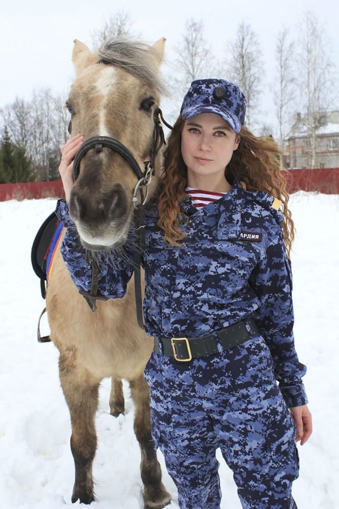 Beautiful-Girls-Of-The-National-Guard-of-Russia-2.jpg